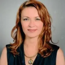 Op. Dr. Rana Altan Yaycıoğlu — Göz Hastalıkları, Çukurova, Adana. Portre fotoğrafı.