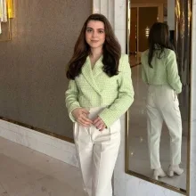 Uzm. Dyt. Beyza Gül Çetin — Diyetisyen, İstanbul. Portre fotoğrafı.