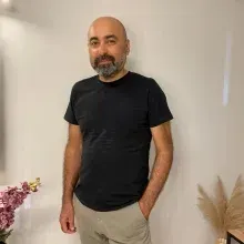 Kl. Psk. Bahattin Göktan — Psikoloji, İstanbul. Portre fotoğrafı.