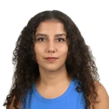 Dyt. Zehra Selli — Diyetisyen. Portre fotoğrafı.