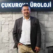 Prof. Dr. Volkan İzol — Üroloji, Çukurova, Adana. Portre fotoğrafı.
