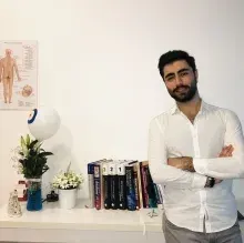 Fzt. Mesut Açar — Fizyoterapi Ve Rehabilitasyon, İstanbul. Portre fotoğrafı.