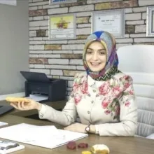 Dyt. Halime Kazmacı — Diyetisyen, Gaziosmanpaşa, İstanbul. Portre fotoğrafı.