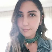 Psk. Gizem Ortakaya — Psikoloji. Portre fotoğrafı.