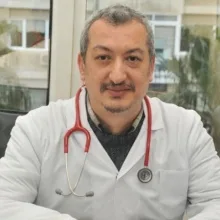 Op. Dr. Ercan Keskin — Çocuk Cerrahisi, Gaziosmanpaşa, İstanbul. Portre fotoğrafı.