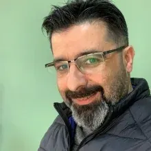 Dt. Engin Bakırcı — Diş Hekimi, Düzce. Portre fotoğrafı.