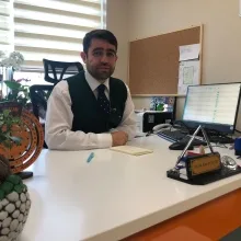 Doç. Dr. Kutsi Tuncer — Ortopedi Ve Travmatoloji, Bahçelievler, İstanbul. Portre fotoğrafı.