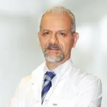 Prof. Dr. Dilaver Erşanlı — Göz Hastalıkları, İstanbul. Portre fotoğrafı.