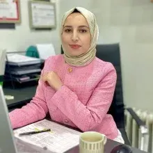 Uzm. Dyt. Nazlıcan Hündür — Diyetisyen, İstanbul. Portre fotoğrafı.