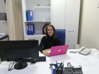 Prof. Dr. Aytül Çorbacıoğlu Esmer profilinde yer alan galeri fotoğrafı.