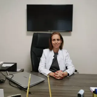 Prof. Dr. Aytül Çorbacıoğlu Esmer profilinde yer alan galeri fotoğrafı.