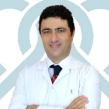 Uzm. Dr. Engin Özay — Ortopedi Ve Travmatoloji, Sincan, Ankara. Portre fotoğrafı.
