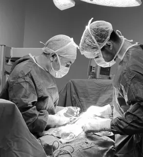 Op. Dr. Suat Karataş profilinde yer alan galeri fotoğrafı.