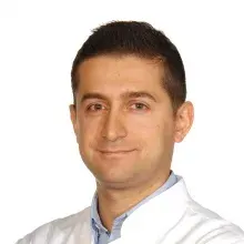 Op. Dr. L. Mustafa Özbek — Üroloji, Çarşamba, Samsun. Portre fotoğrafı.