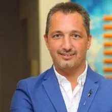 Op. Dr. Ercan Aydın — Kulak Burun Boğaz, Bursa. Portre fotoğrafı.