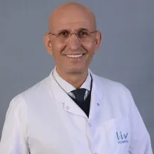 Uzm. Dr. Abdurrahman Akbaş — Nöroloji, Samsun. Portre fotoğrafı.