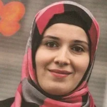 Dkt. Güllüşan Sarıalioğlu — Dil ve Konuşma Terapisi, Düzce. Portre fotoğrafı.
