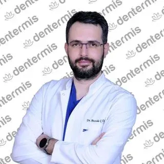 Dt. Burak Çöl — Diş Hekimi, Kayseri. Portre fotoğrafı.