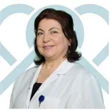 Op. Dr. Şerife Ayşe Altınok — Göz Hastalıkları, Ankara. Portre fotoğrafı.