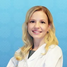 Dr. Öğr. Üyesi Duygu Işıl Gencer — Kadın Hastalıkları Ve Doğum, İstanbul. Portre fotoğrafı.
