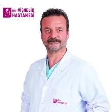 Uzm. Dr. Baybora Kırcalı — Gastroenteroloji, Eskişehir. Portre fotoğrafı.