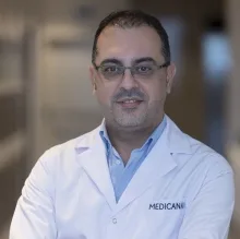 Uzm. Dr. Şükrü Yener — Çocuk Sağlığı Ve Hastalıkları, Ataşehir, İstanbul. Portre fotoğrafı.