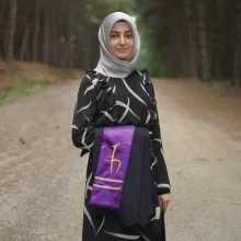 Dkt. Ebrar Şimşek — Dil ve Konuşma Terapisi, Tokat. Portre fotoğrafı.