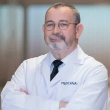 Prof. Dr. Salih Somuncu — Çocuk Cerrahisi, Ataşehir, İstanbul. Portre fotoğrafı.