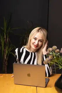 Dt. Ayşe Şahin profilinde yer alan galeri fotoğrafı.