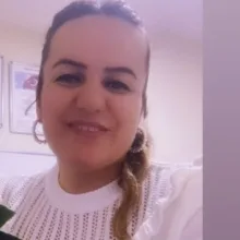 Hayriye Güzel — Çocuk Gelişimi, İstanbul. Portre fotoğrafı.