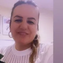 Hayriye Güzel — Çocuk Gelişimi, İstanbul. Portre fotoğrafı.