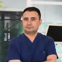 Prof. Dr. Özgür Erdoğan — İstanbul. Portre fotoğrafı.