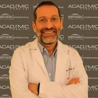 Dr. Öğr. Üyesi Yusuf Eren — Kulak Burun Boğaz, İstanbul. Portre fotoğrafı.