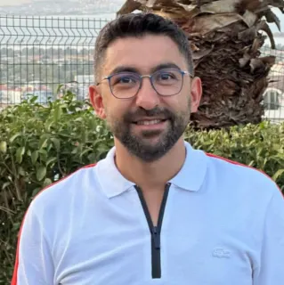 Uzm. Dt. Mehmet Ertuğrul Çiftçi profilinde yer alan galeri fotoğrafı.