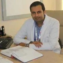 Doç. Dr. Semih Kıvanç Olguner — Beyin Ve Sinir Cerrahisi, Yüreğir, Adana. Portre fotoğrafı.