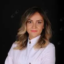 Op. Dr. Aylin Güneş — Kadın Hastalıkları Ve Doğum, Gaziosmanpaşa, İstanbul. Portre fotoğrafı.