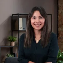 Kl. Psk. Esra Sarıçamlık — Psikoloji, İstanbul. Portre fotoğrafı.
