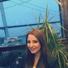 Psk. Pınar Tanrıverdi — Psikoloji, İstanbul. Portre fotoğrafı.