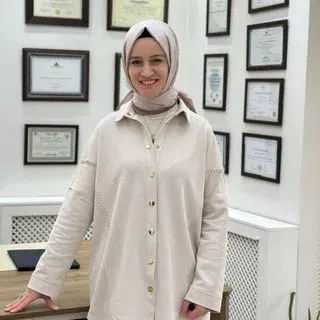 Kl. Psk. Aysun Arslan — Psikoloji, Sakarya. Portre fotoğrafı.