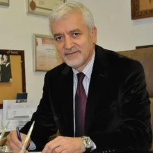 Op. Dr. Orhan Altıntaş — Kulak Burun Boğaz, Bakırköy, İstanbul. Portre fotoğrafı.