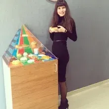 Dyt. Burcu Aktürk — Diyetisyen, Pendik, İstanbul. Portre fotoğrafı.