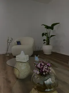 Kl. Psk. Özge Yıldırım profilinde yer alan galeri fotoğrafı.