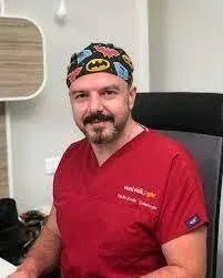 Op. Dr. Kadir Çolakoğlu profilinde yer alan galeri fotoğrafı.