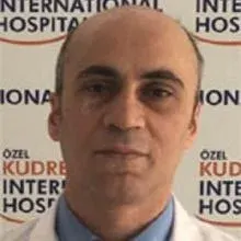 Op. Dr. Feyzi Birol Sarıca — Beyin Ve Sinir Cerrahisi, Ankara. Portre fotoğrafı.