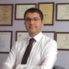 Op. Dr. Murat Erdemir — Bursa. Portre fotoğrafı.