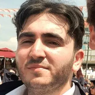Dkt. Furkan Arslan — Dil ve Konuşma Terapisi, Sinop. Portre fotoğrafı.