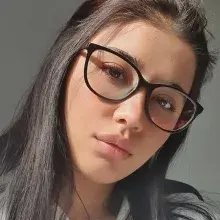 Kl. Psk. Merve Esen — Psikoloji, İstanbul. Portre fotoğrafı.