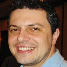 Doç. Dr. Emre Zafer — Kadın Hastalıkları Ve Doğum, Aydın. Portre fotoğrafı.