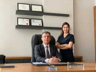 Prof. Dr. Hakkı Perk profilinde yer alan galeri fotoğrafı.
