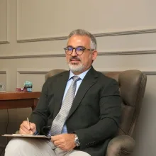 Uzm. Dr. Taner Canatar — Aile Hekimliği, Adana. Portre fotoğrafı.